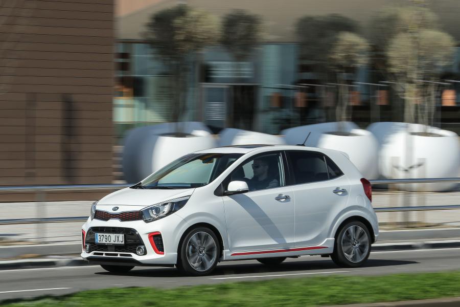  Kia Picanto GT Line 5-Door 2017 года  (WW) (фото 43 из 45)